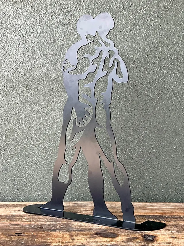 Vintage Metal Silhouette Sculpture — additional photo 2