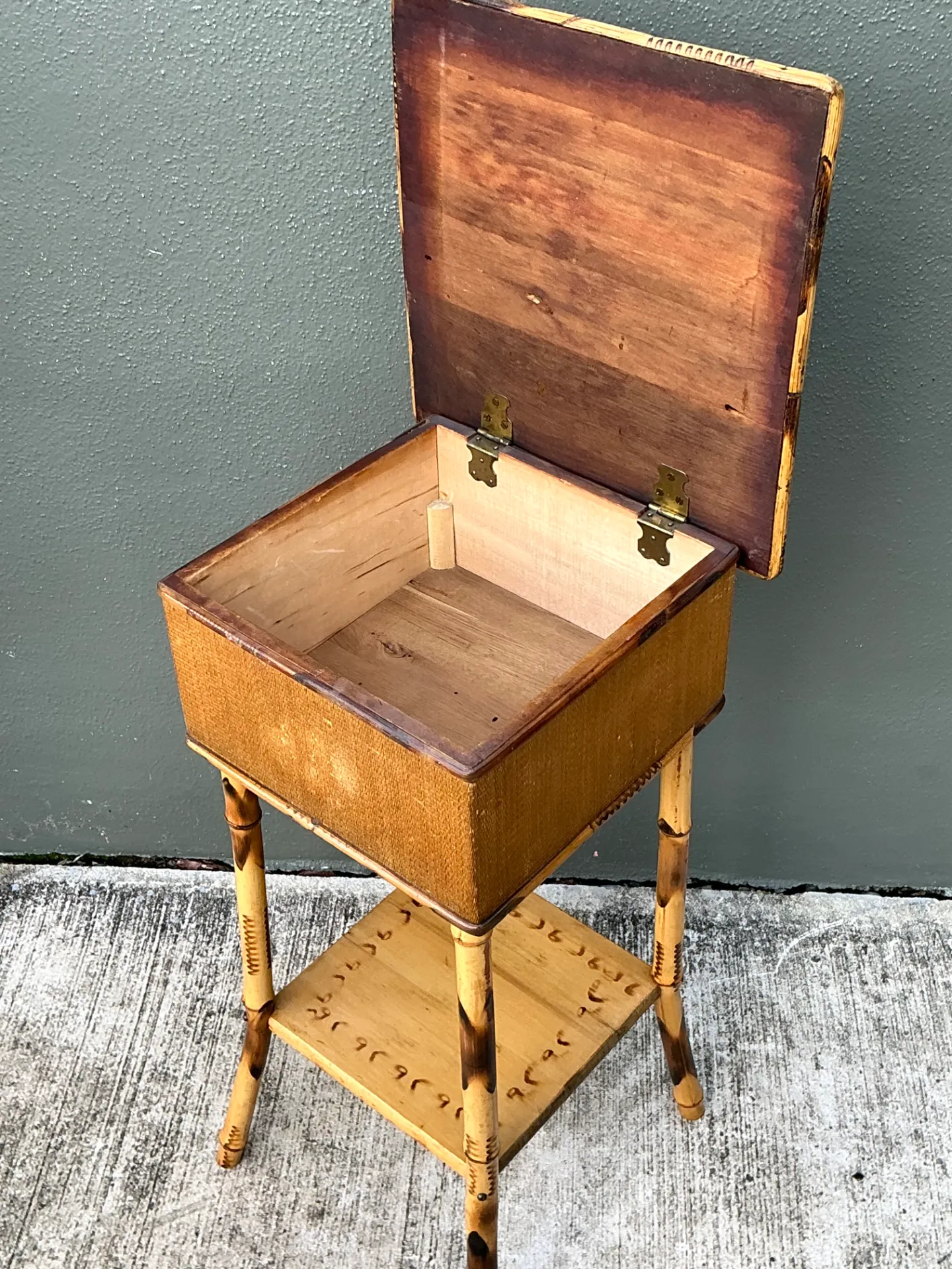 Vintage Rattan and Bamboo Accent Table — additional photo 6