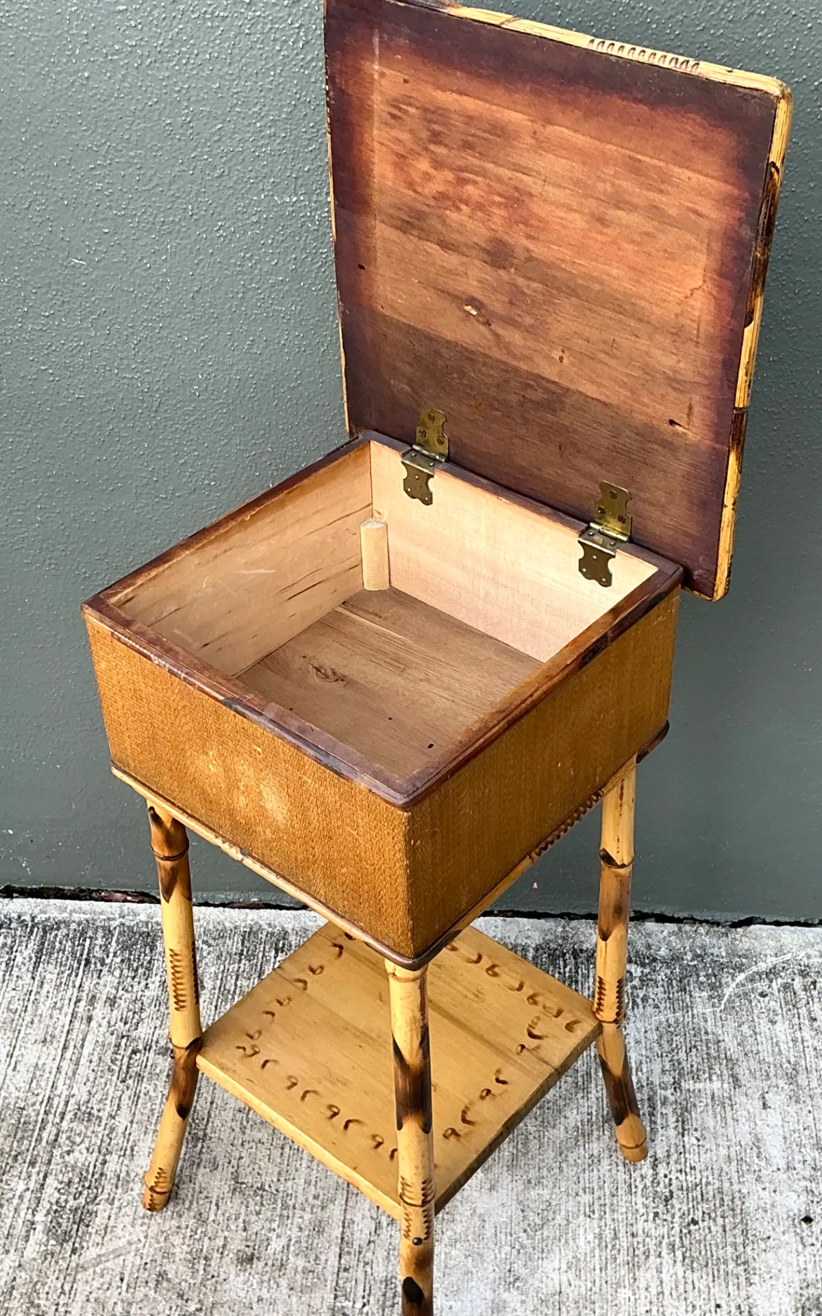 Vintage Rattan and Bamboo Accent Table — additional photo 6