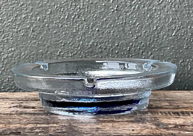 Vintage Mid-Century Modern Glass Ashtray — additional photo 1