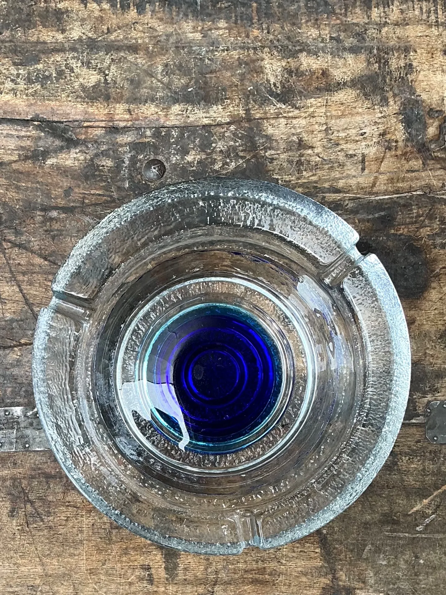 Vintage Mid-Century Modern Glass Ashtray — additional photo 7