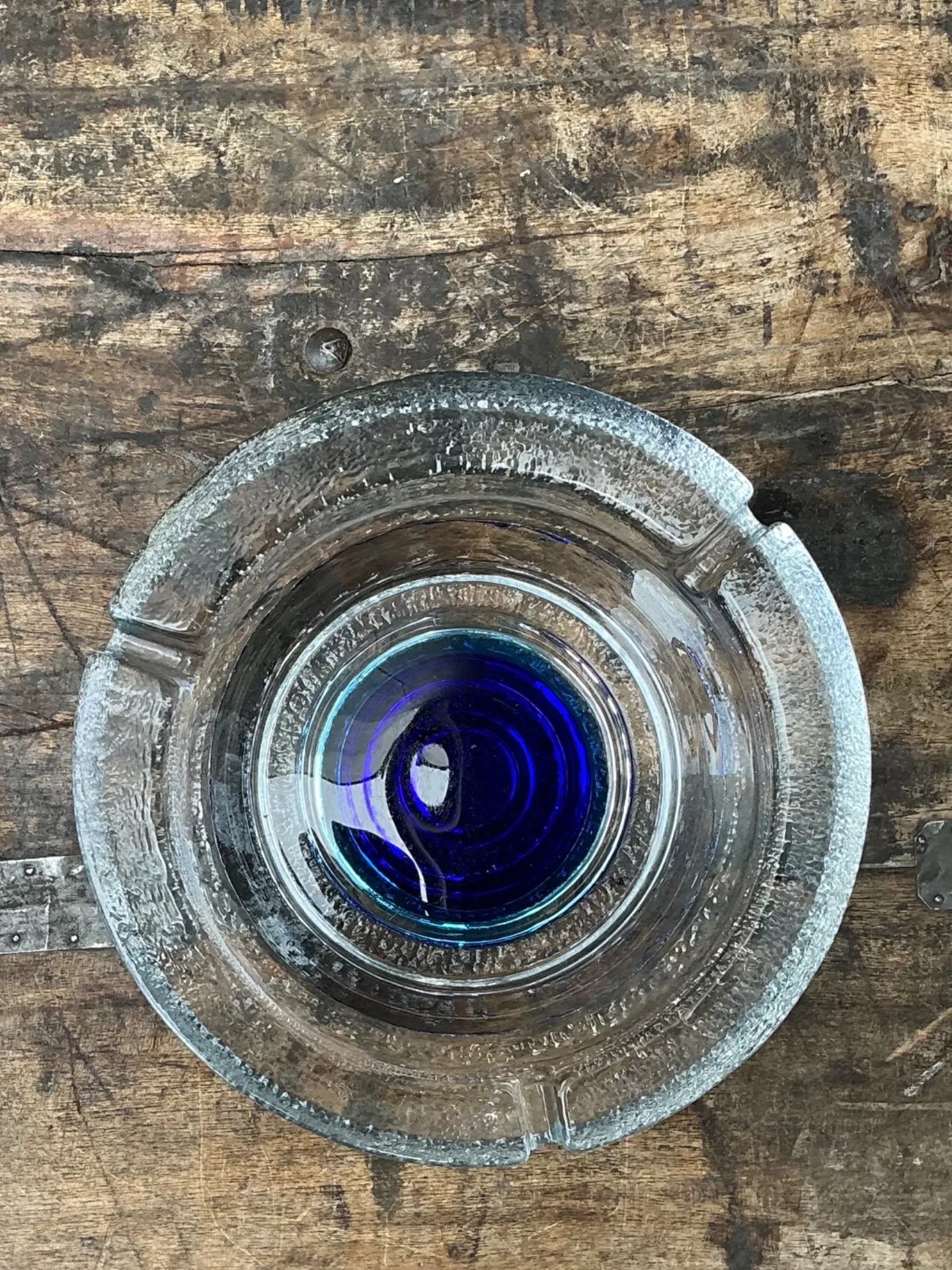 Vintage Mid-Century Modern Glass Ashtray — additional photo 2
