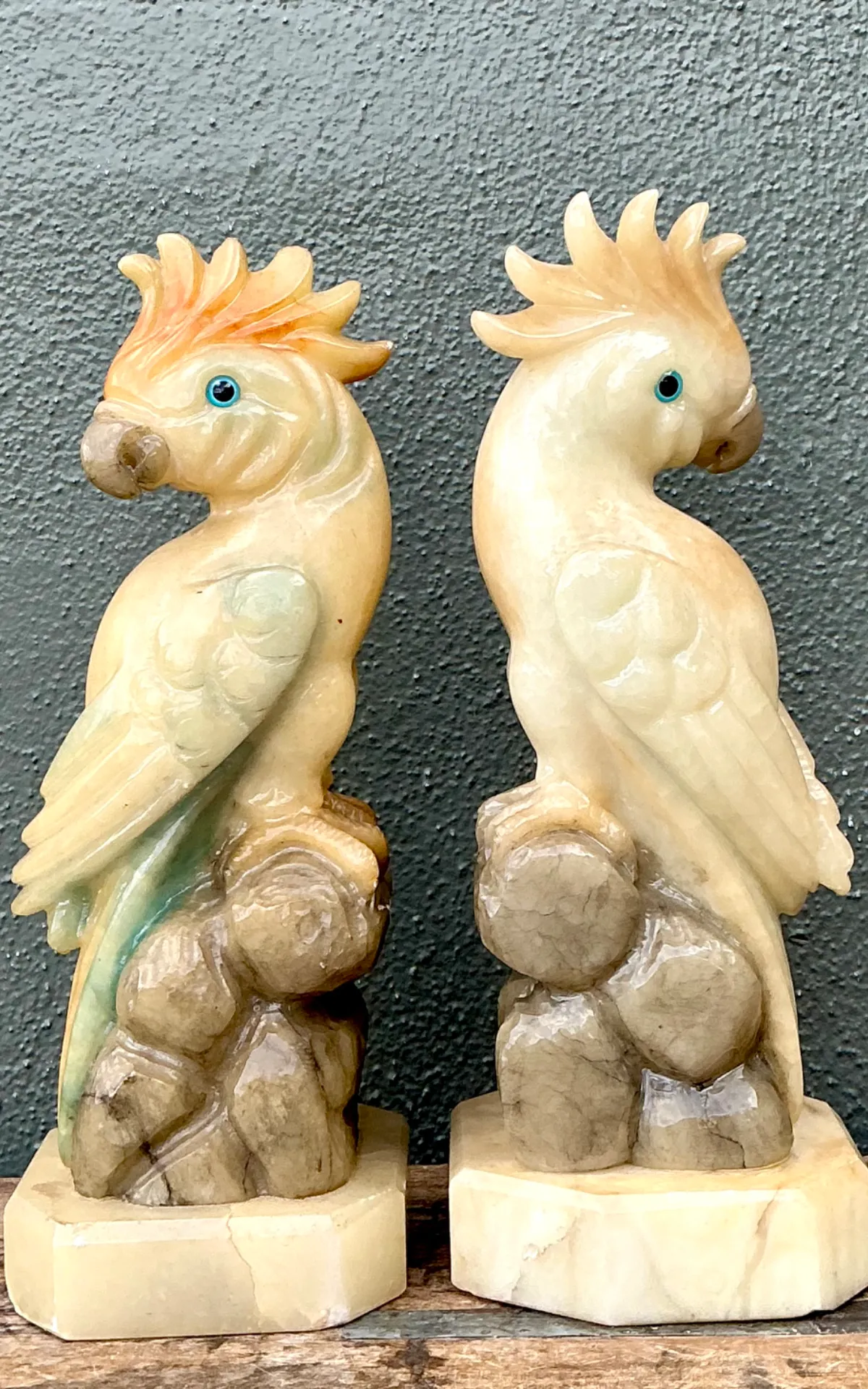 Vintage Onyx and Alabaster Cockatoos - A Pair — additional photo 4