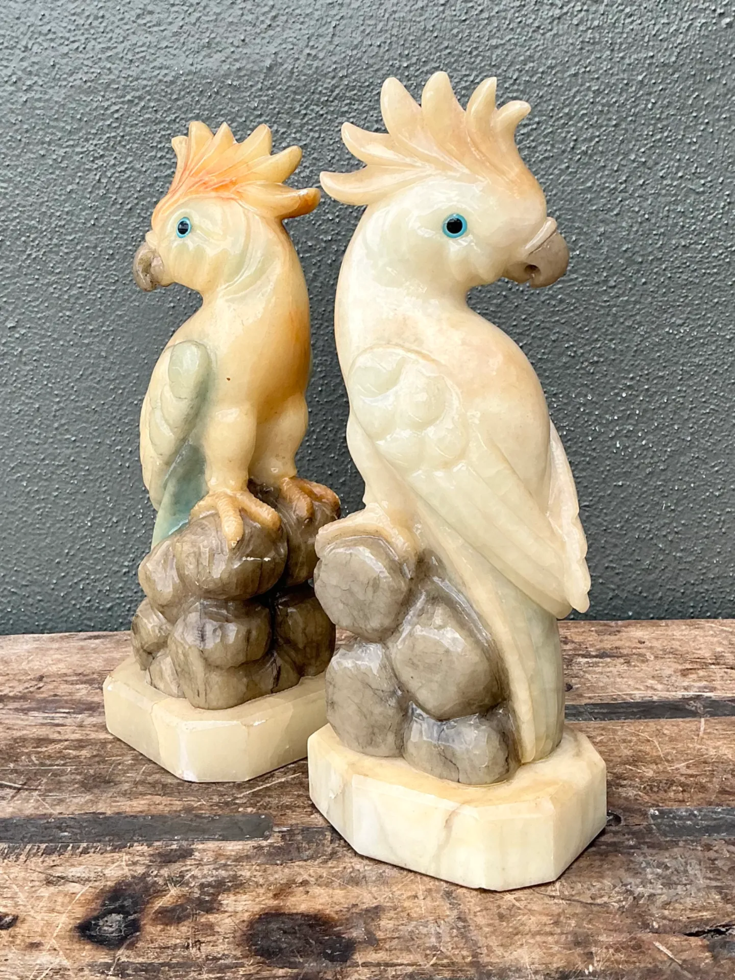 Vintage Onyx and Alabaster Cockatoos - A Pair — additional photo 3