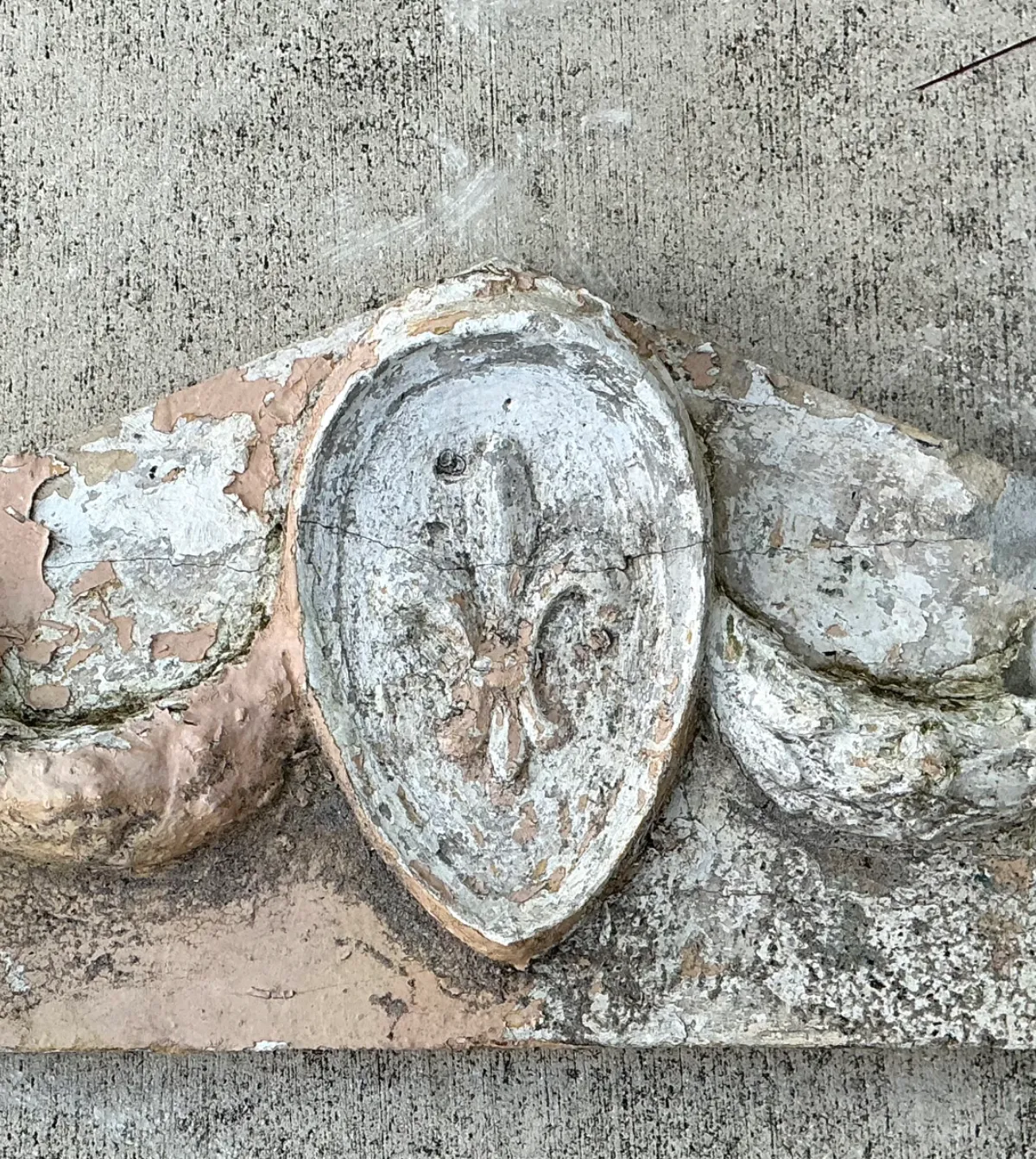 Vintage Cement Fleur-de-Lis Architectural Fragment