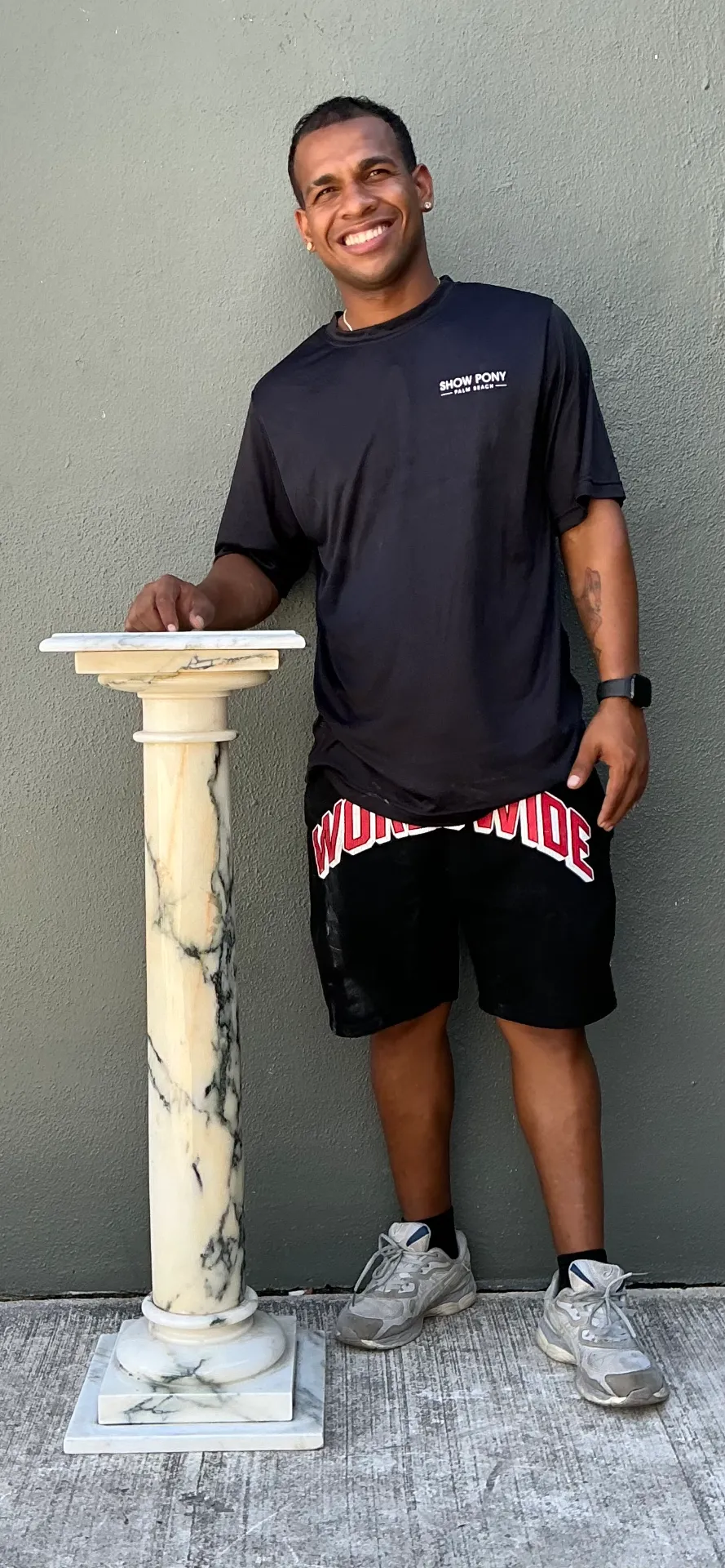 Vintage Marble Column Pedestal — additional photo 6