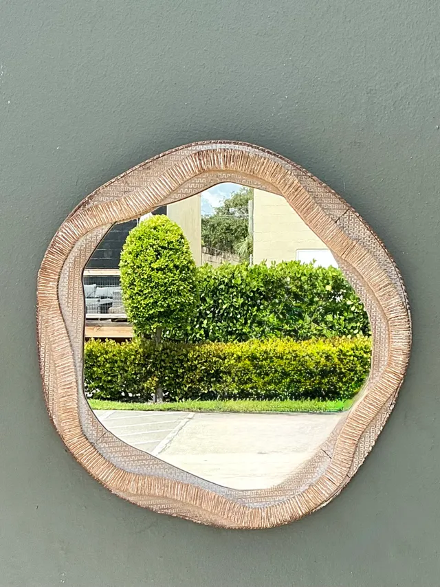 Vintage Textured Woven Rattan Mirror — additional photo 3