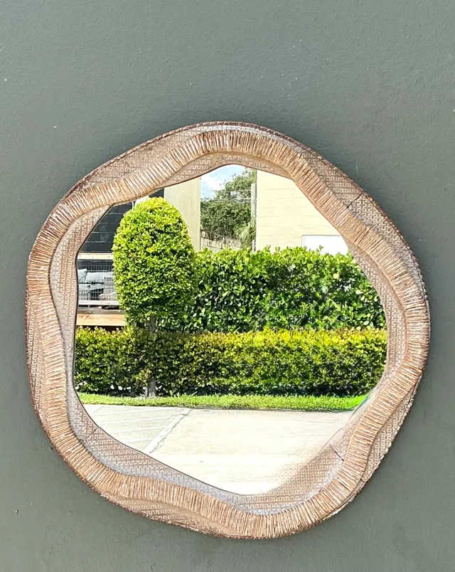 Vintage Textured Woven Rattan Mirror — additional photo 5