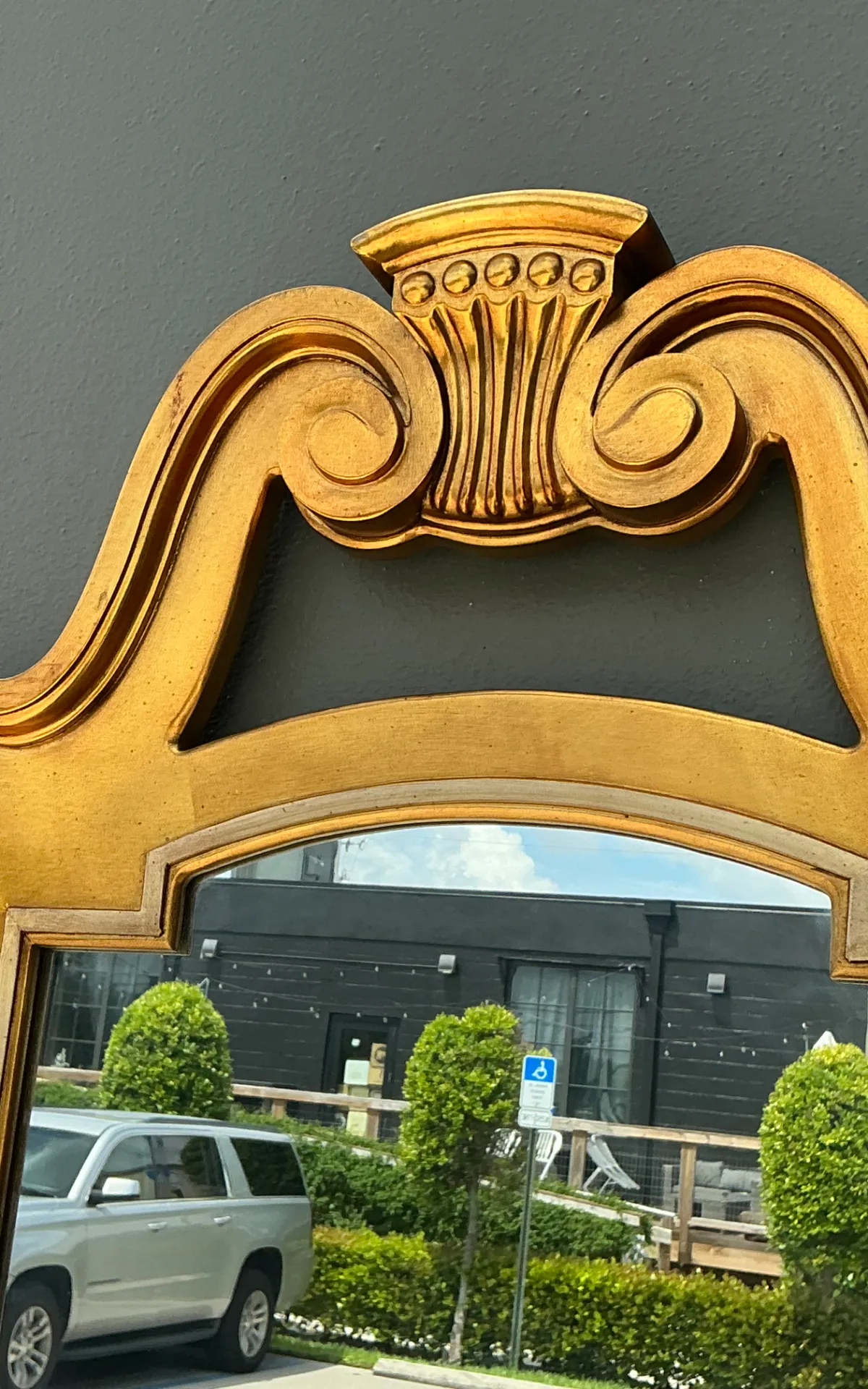 Vintage Ornate Gold Wall Mirror — additional photo 3