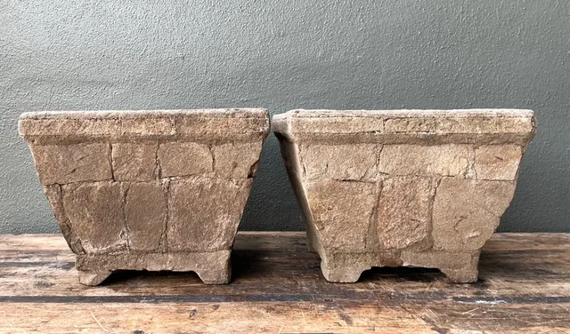 Vintage Stone Outdoor Planters - Set of 2 — additional photo 8