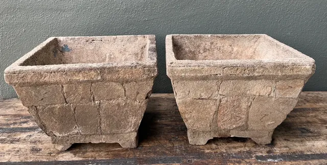 Vintage Stone Outdoor Planters - Set of 2 — additional photo 6