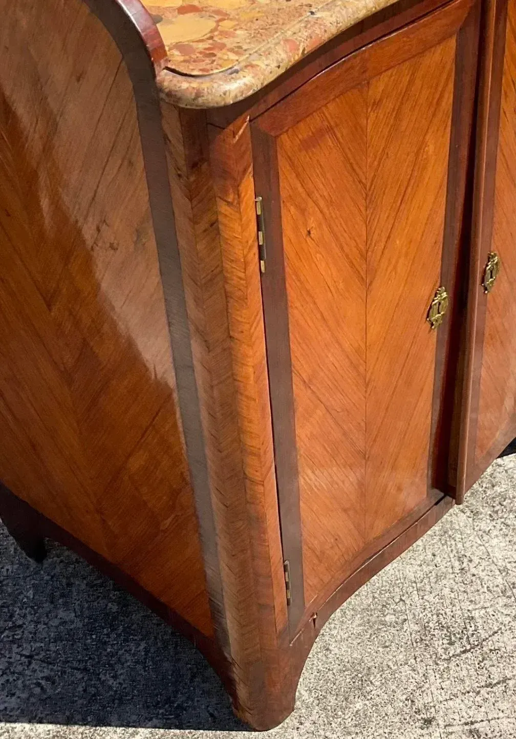 Late 19th Century Regency Chevron Inlay Cascading Cabinet — additional photo 7