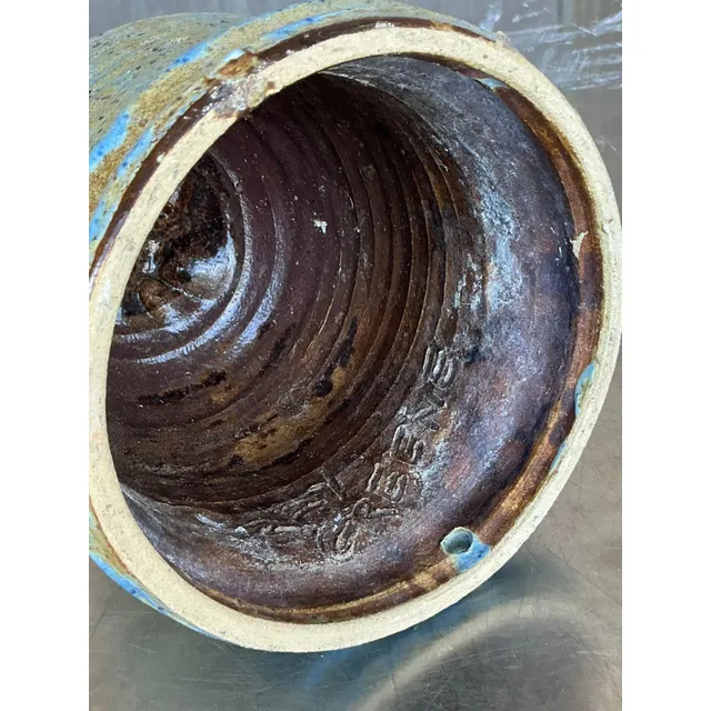 Late 20th Century Boho Hanging Studio Pottery Planter — additional photo 6