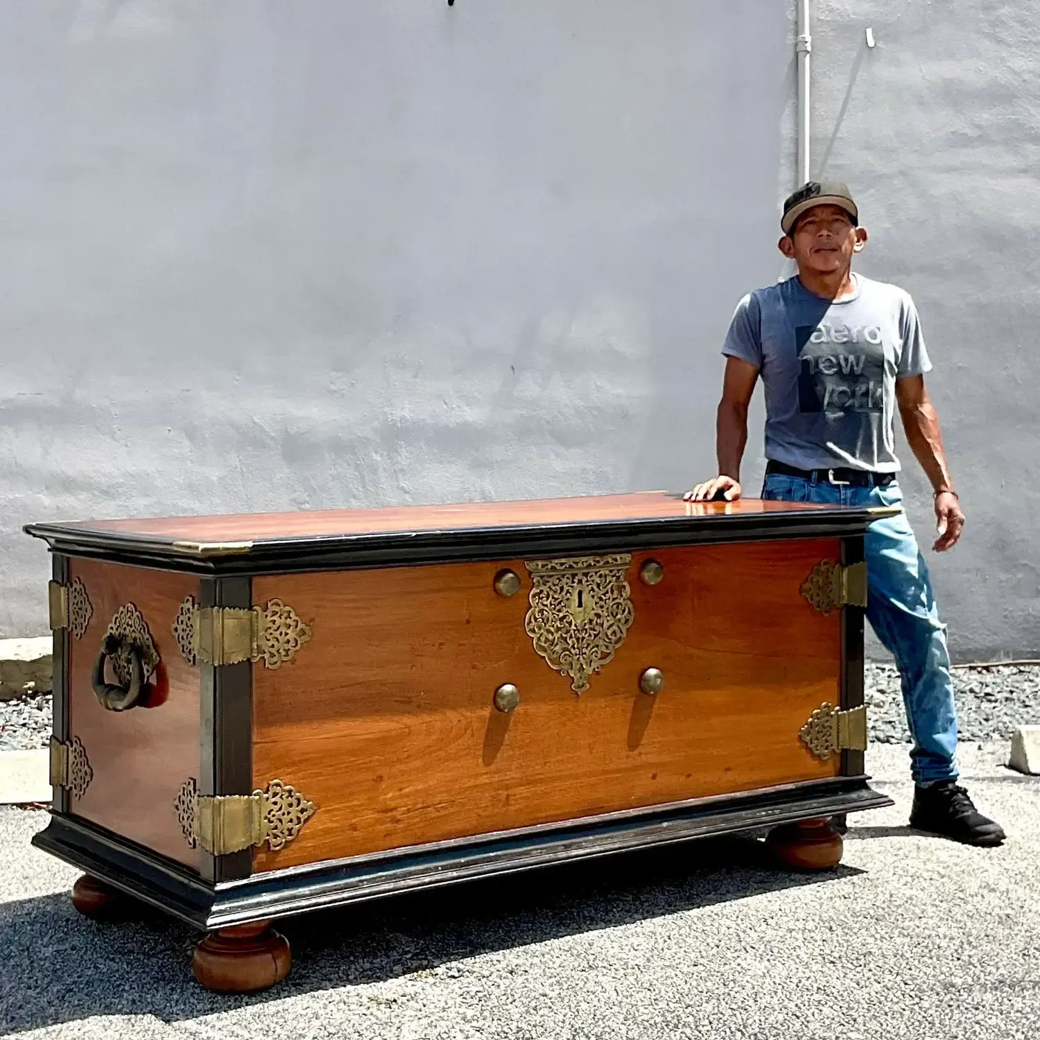 Late 20th Century Vintage Boho Ebony and Mahogany Blanket Chest — additional photo 2