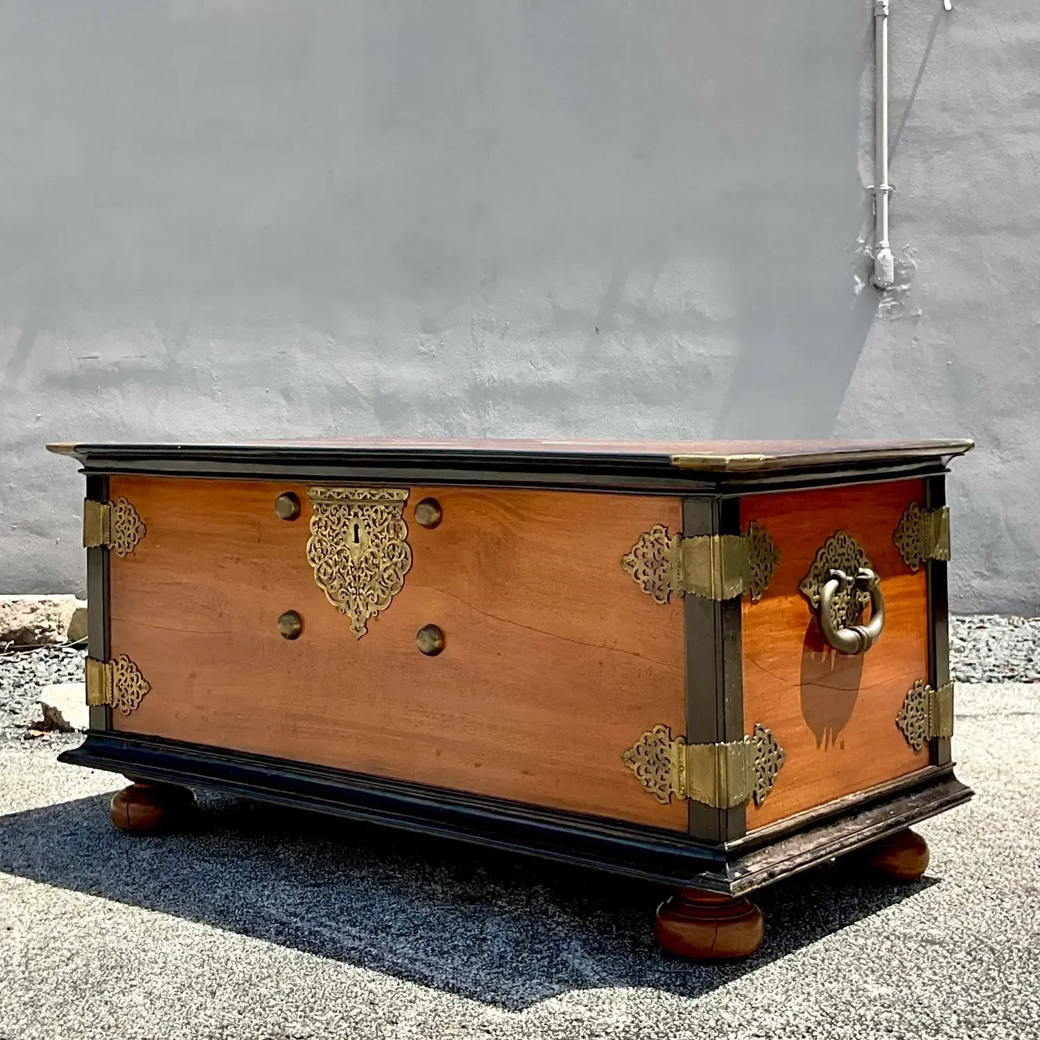 Late 20th Century Vintage Boho Ebony and Mahogany Blanket Chest — additional photo 8