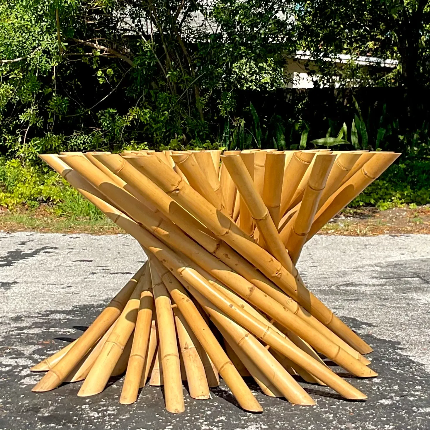 Late 20th Century Vintage Coastal Twisted Bamboo Dining Table Pedestal — additional photo 2