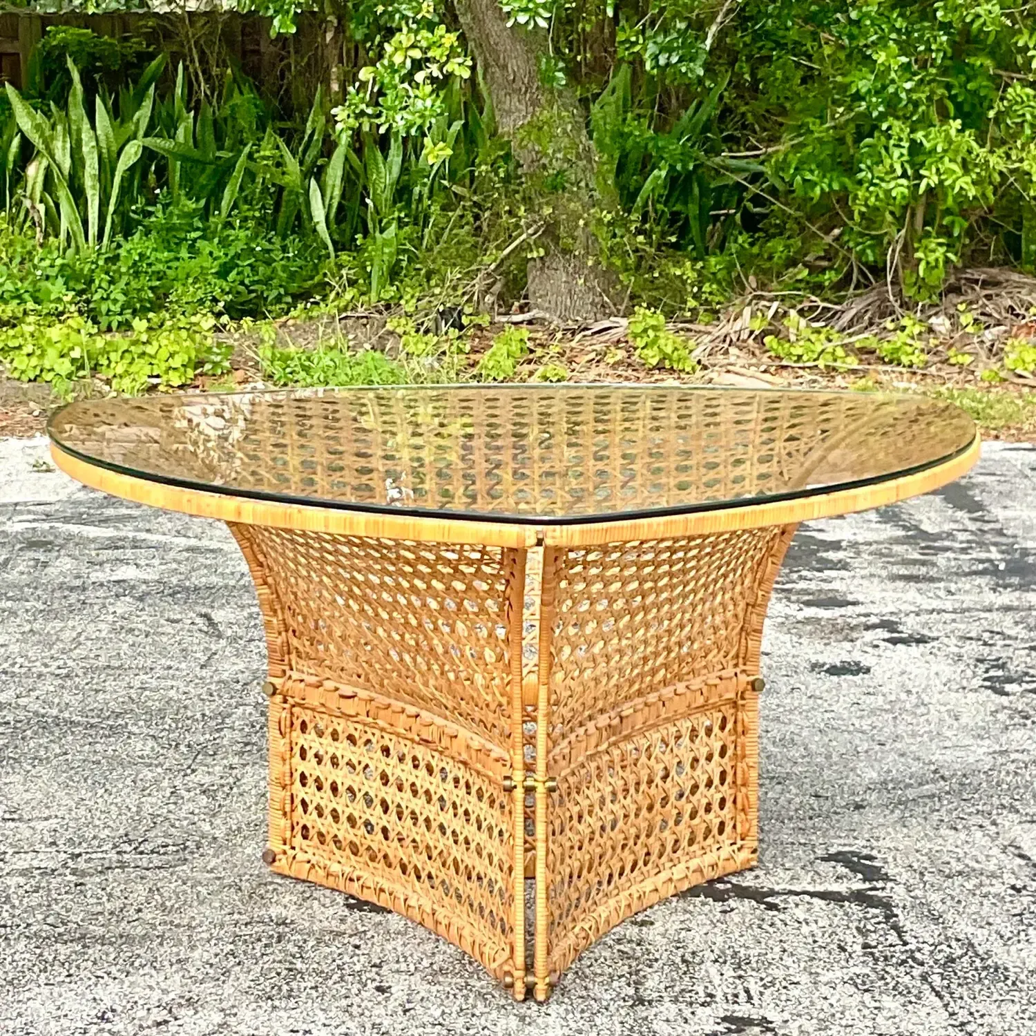 Late 20th Century Vintage Coastal Woven Rattan Dining Table After Danny Ho Fong — additional photo 5