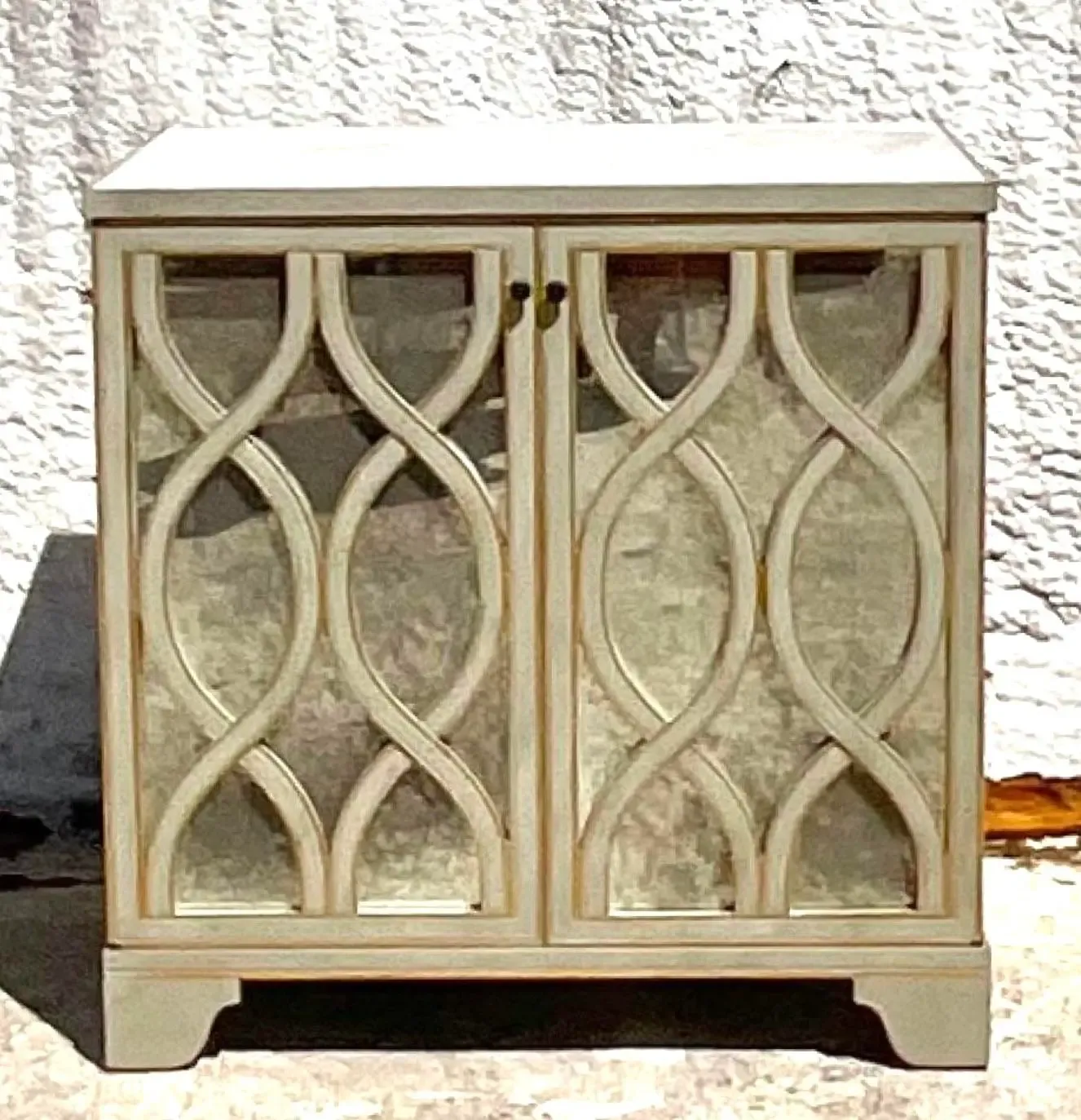 Late 20th Century Vintage Regency Gilt Tipped Cabinet — additional photo 3