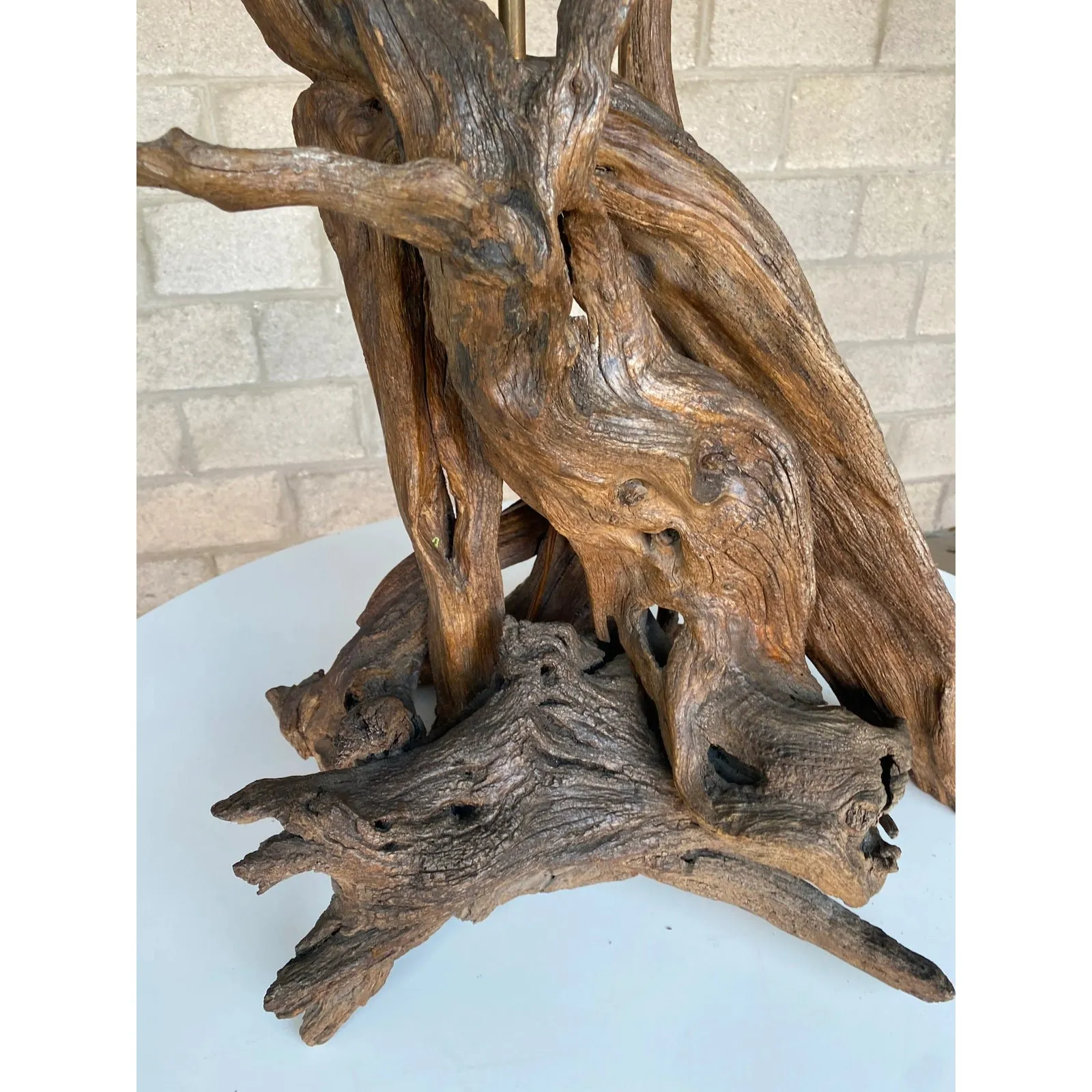 Monumental Organic Driftwood Sculptural Table Lamp — additional photo 3