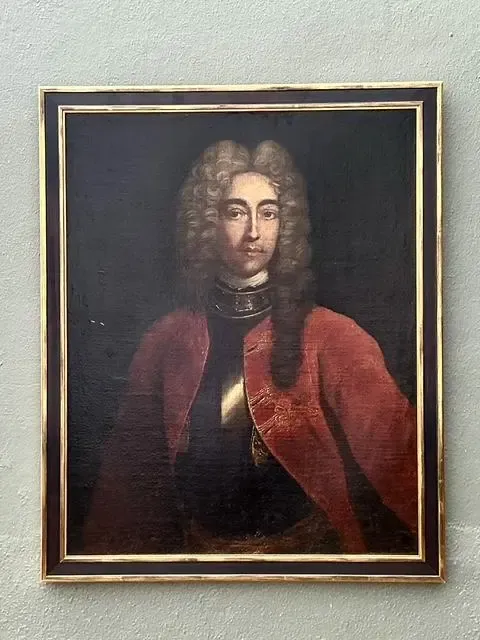 Vintage 1716 Original Oil Portrait of Gentleman — additional photo 1