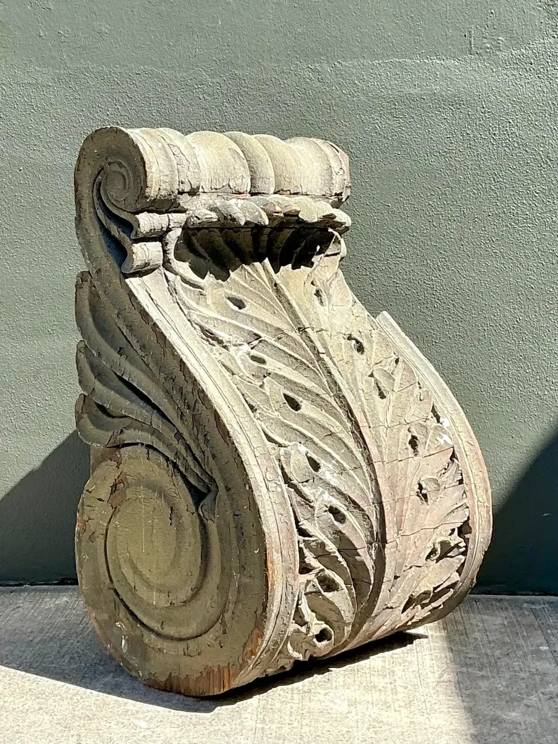 Vintage 1880s Monumental Distressed Wood Corbel — additional photo 2