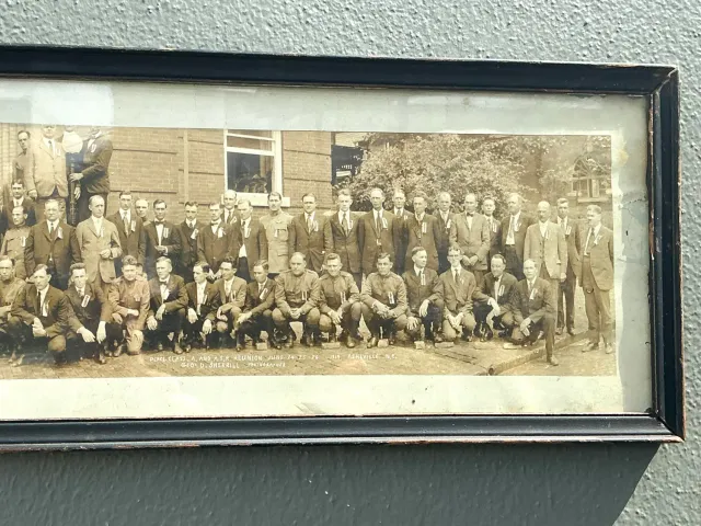 Vintage 1919 Reunion Photo — additional photo 7