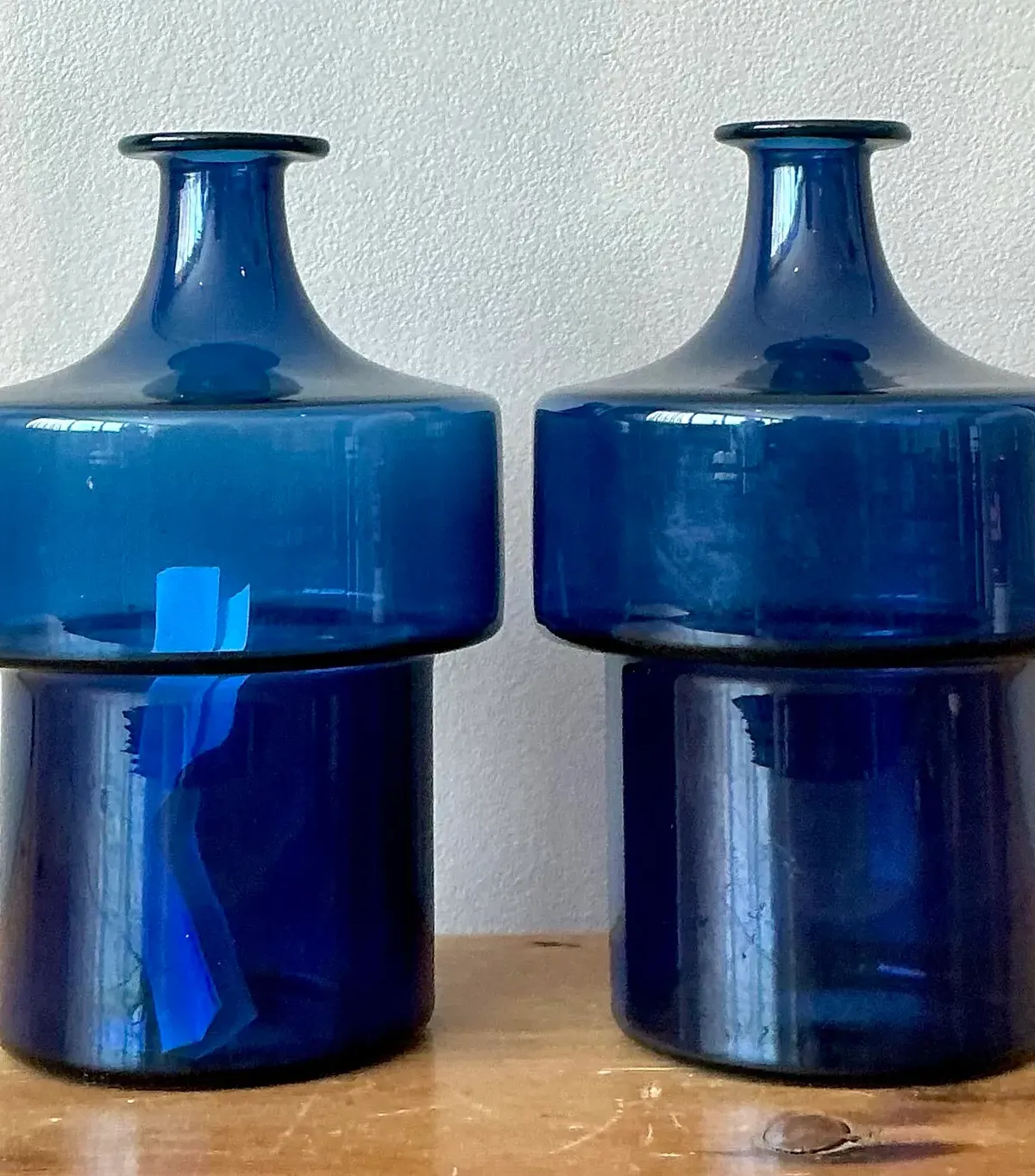 Vintage 1960s Timo Sarpaneva Littala Finland Blue Glass Decanter - A Pair — additional photo 4