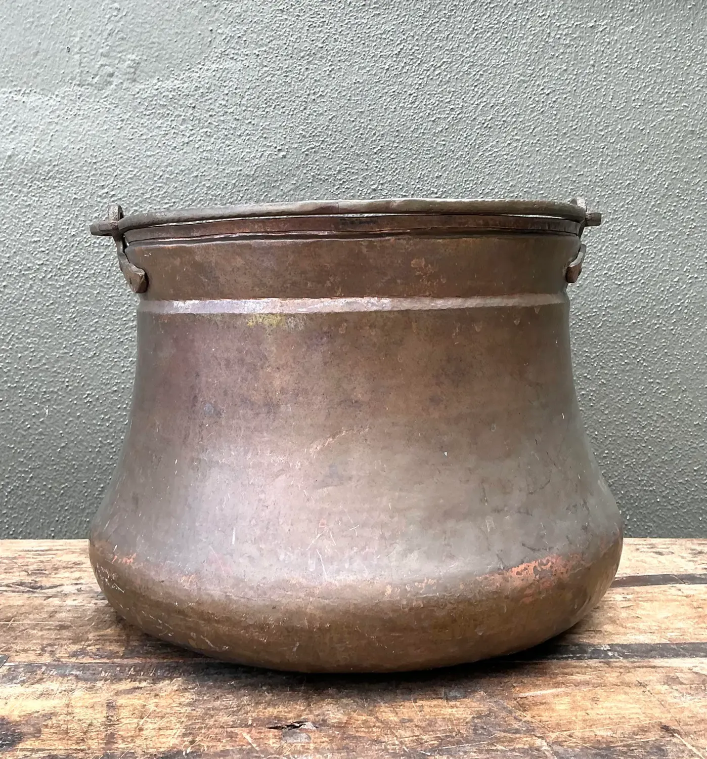 Vintage 19th Century Copper Cauldron — additional photo 2