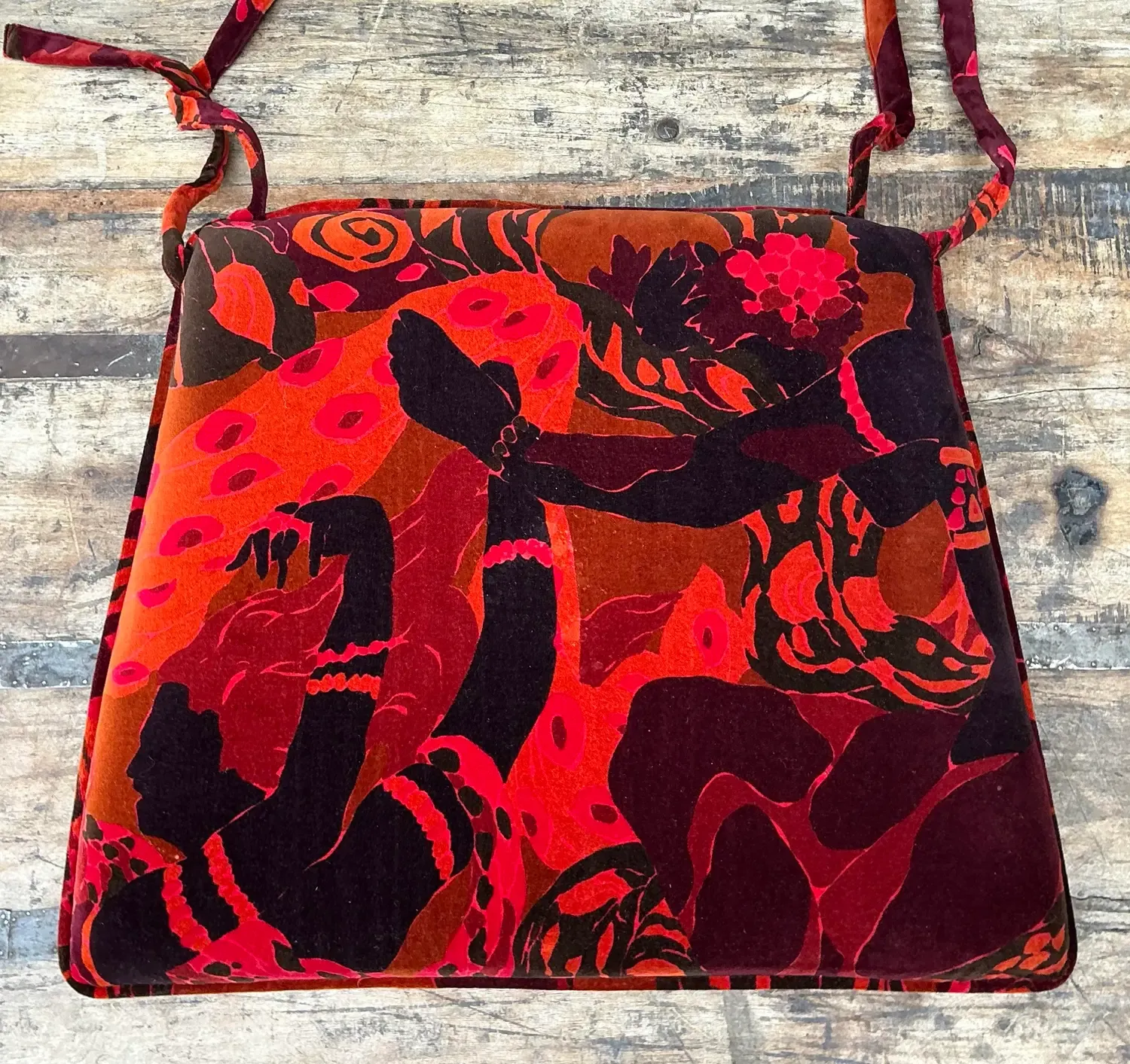 Vintage 80s Yves St Laurent Printed Velvet Tie Cushions - Set of Four — additional photo 4