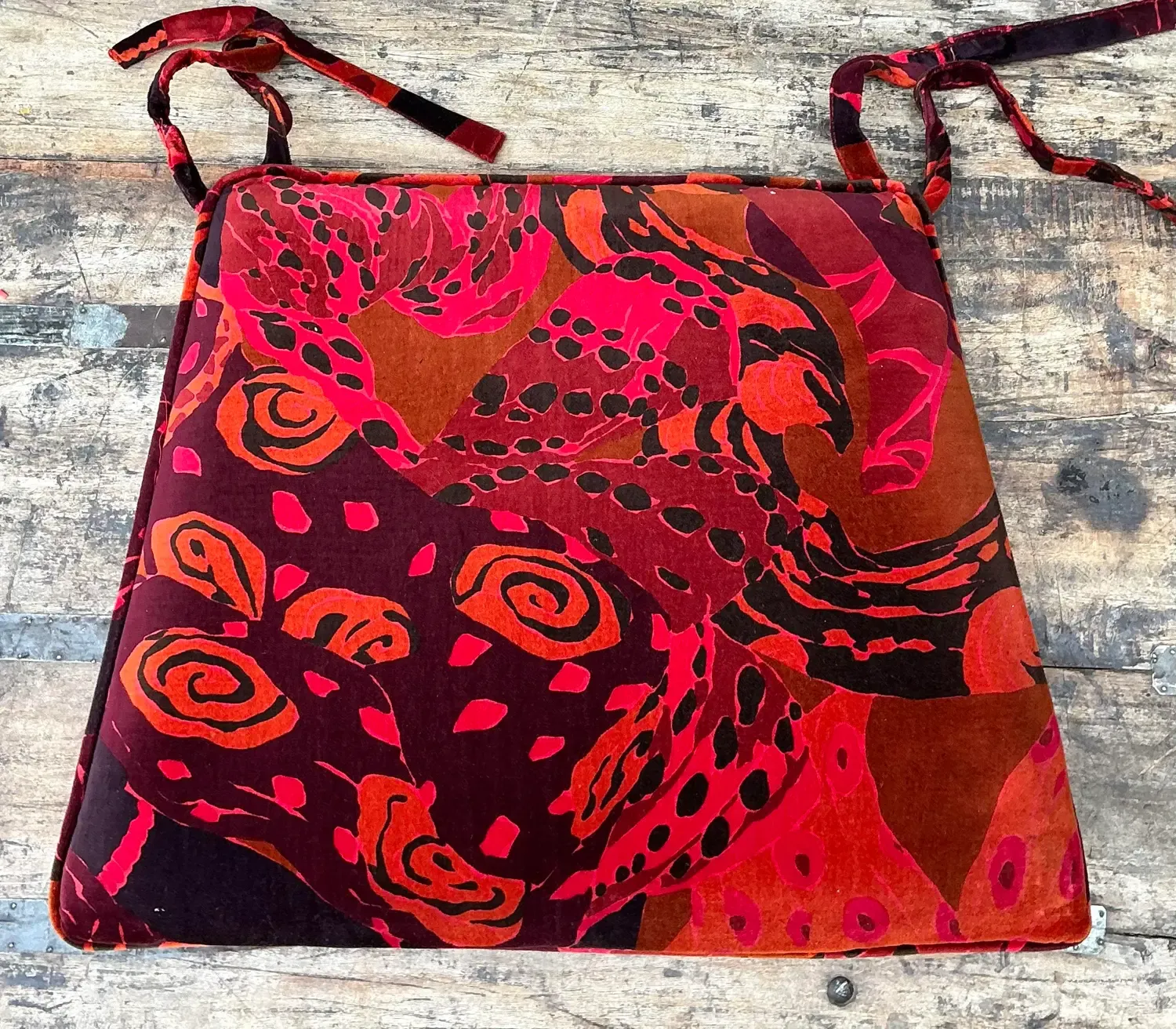 Vintage 80s Yves St Laurent Printed Velvet Tie Cushions - Set of Four — additional photo 7