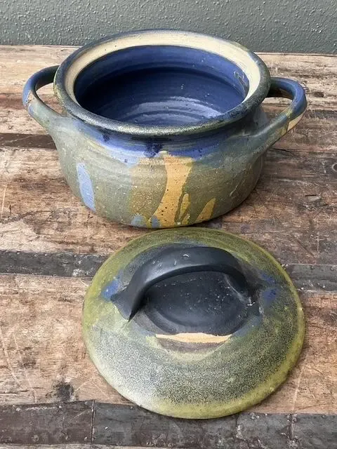 Vintage Aboriginal Studio Pottery Drip Glaze Lidded Bowl — additional photo 7