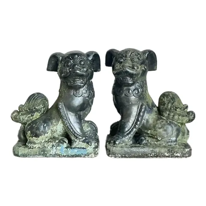 Vintage Albino Patinated Cast Cement Foo Dogs — additional photo 3