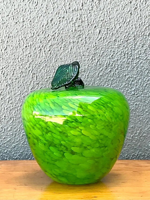 Vintage Art Glass Apple — additional photo 6