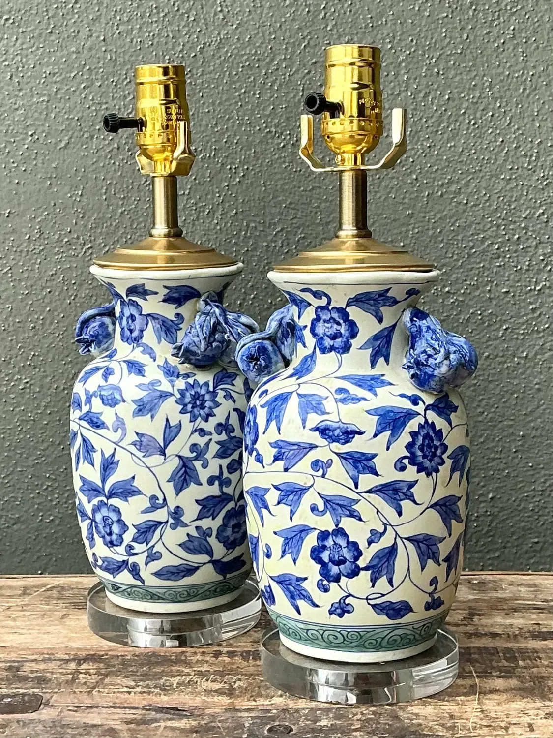 Vintage Asian Blue and White Floral Ceramic Lamps - A Pair — additional photo 8