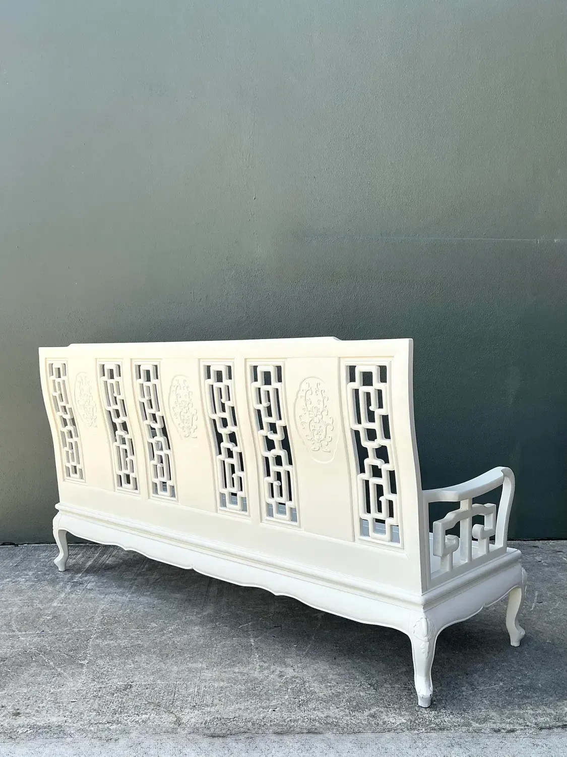 Vintage Asian Chinoiserie Lacquered Sofa — additional photo 3
