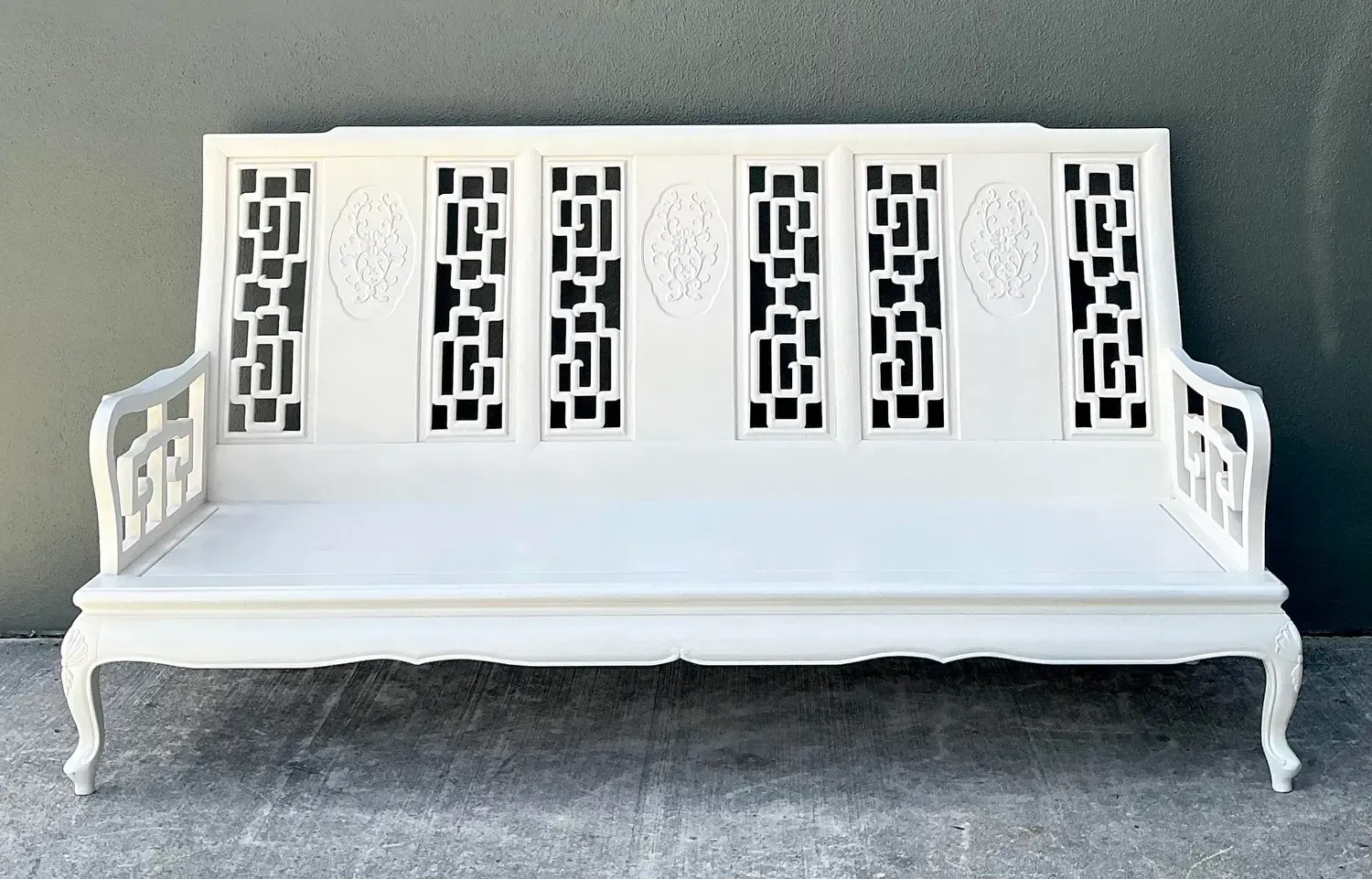 Vintage Asian Chinoiserie Lacquered Sofa — additional photo 4