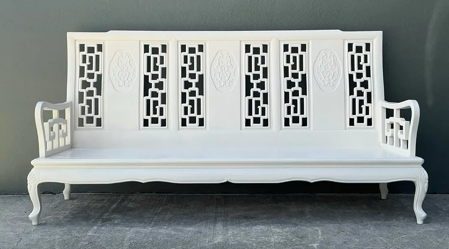 Vintage Asian Chinoiserie Lacquered Sofa — additional photo 5