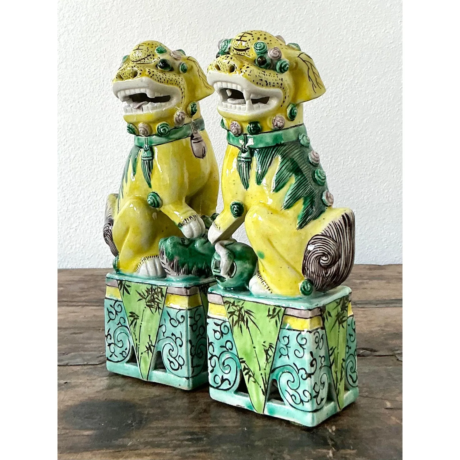 Vintage Asian Glazed Ceramic Guardian Lions - A Pair — additional photo 1