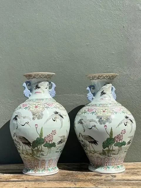 Vintage Asian Hand Painted Crane Urns - A Pair — additional photo 5