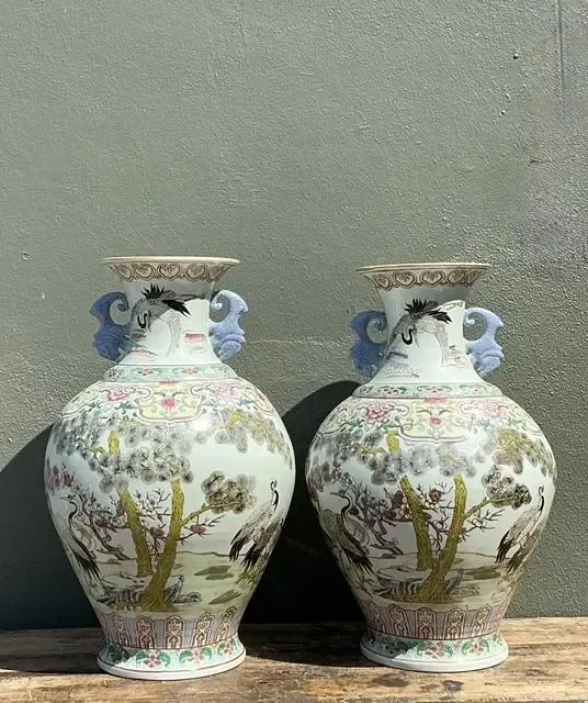 Vintage Asian Hand Painted Crane Urns - A Pair — additional photo 2