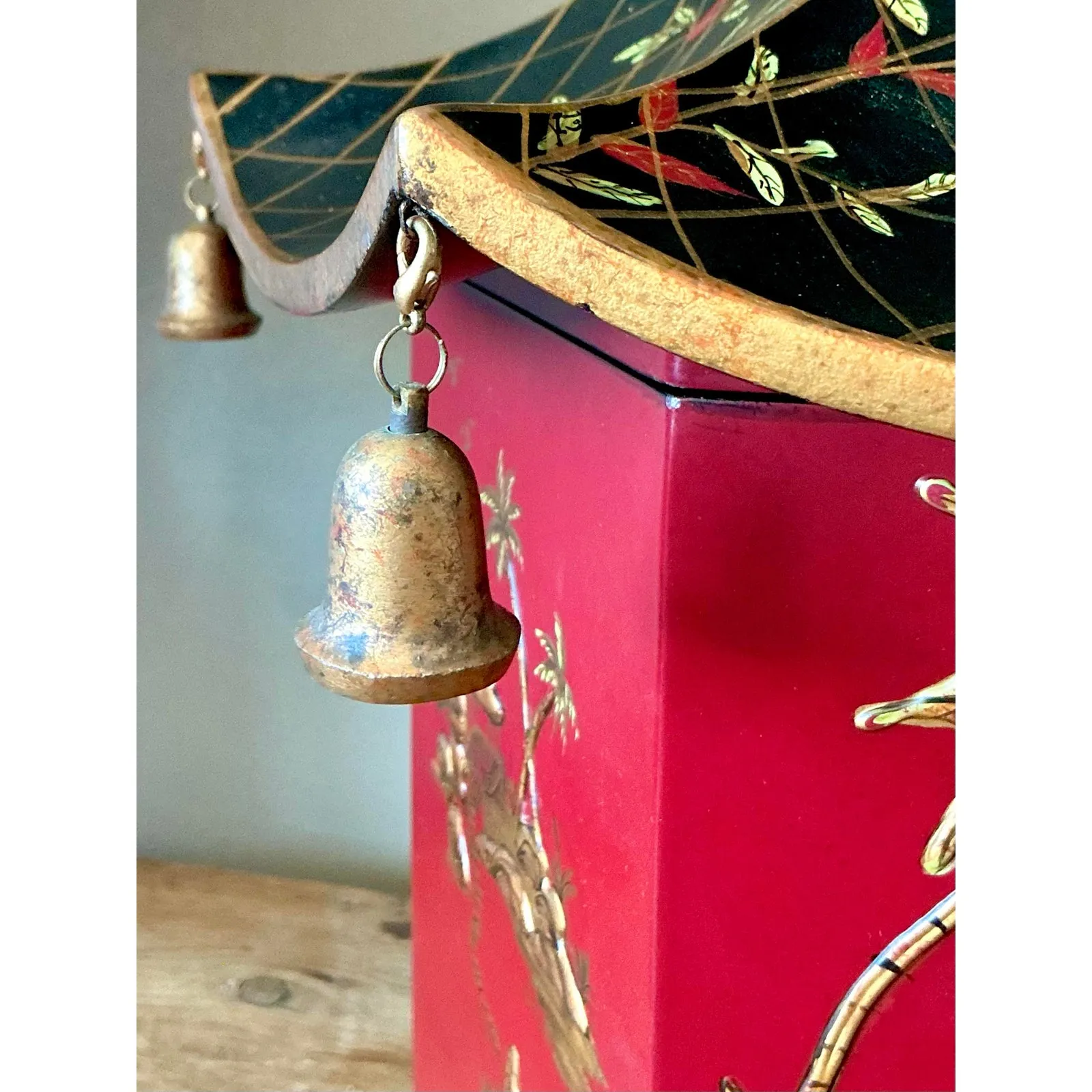 Vintage Asian Pagoda Box — additional photo 4