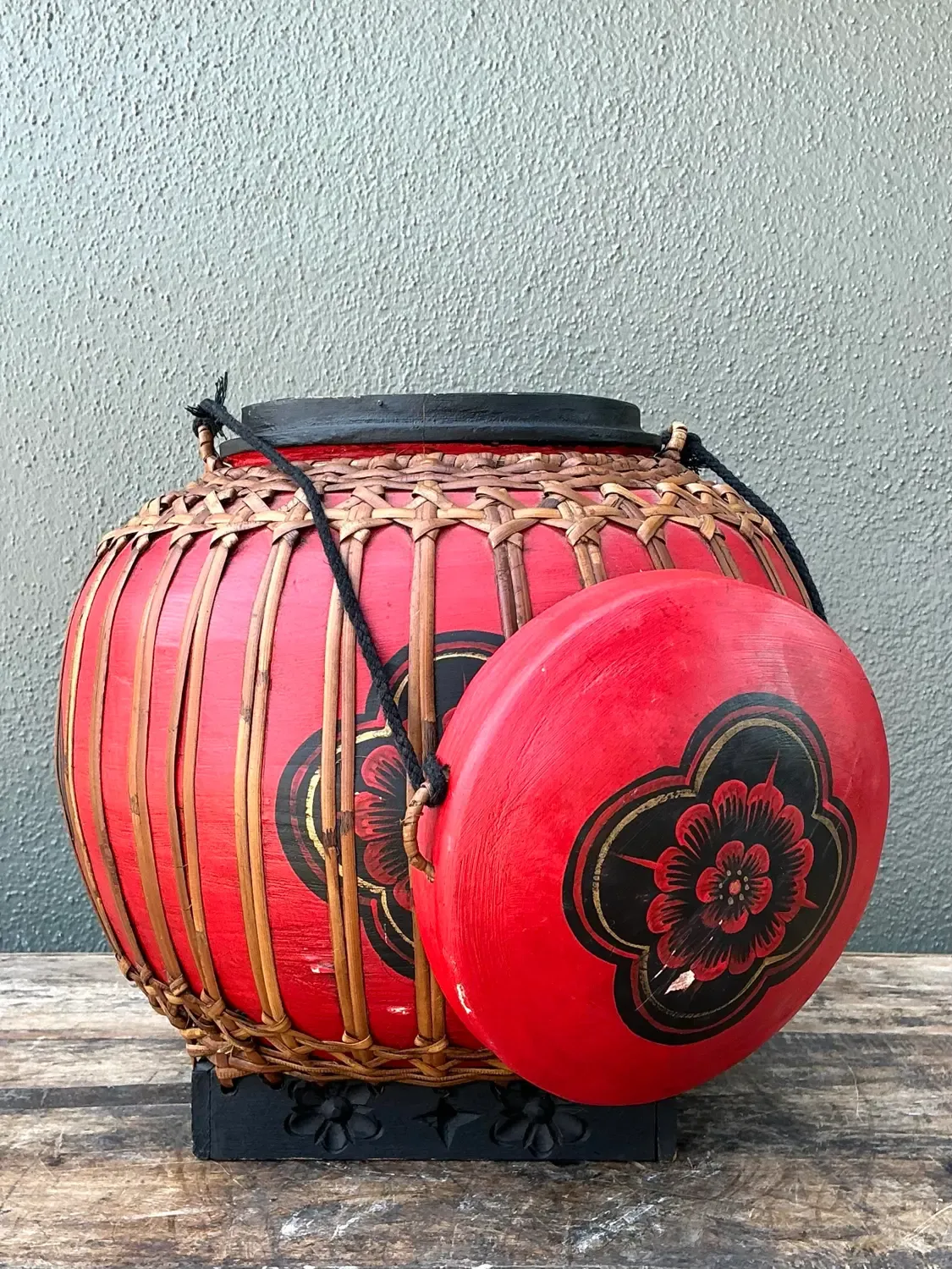 Vintage Asian Rattan Wrapped Lidded Basket — additional photo 2