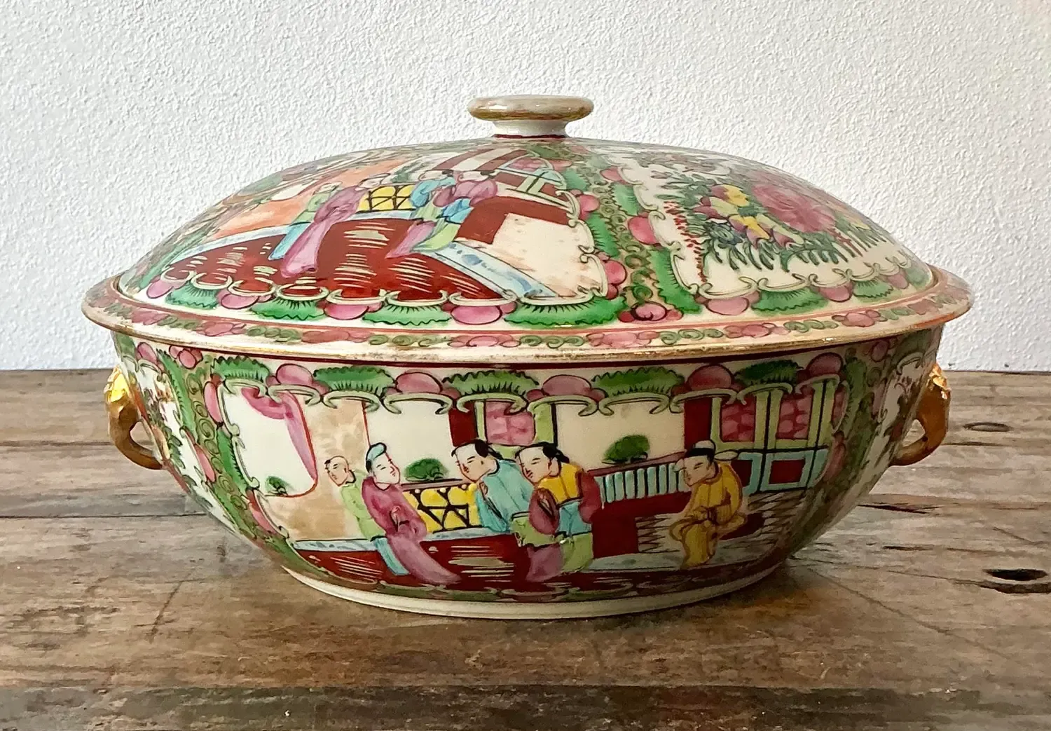 Vintage Asian Rose Famile Lidded Bowl — additional photo 2