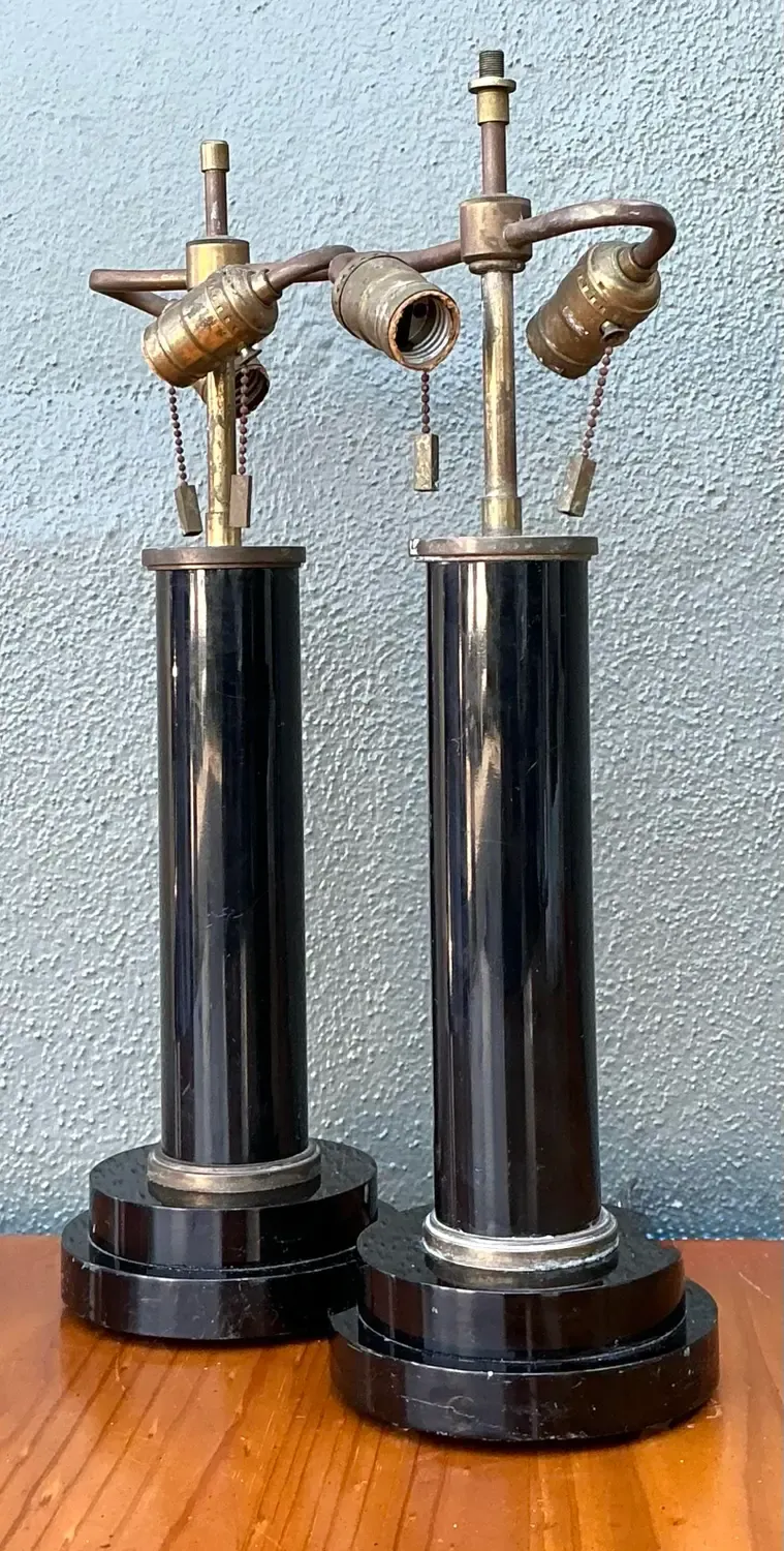 Vintage Black Lucite Column Lamps - A Pair — additional photo 5
