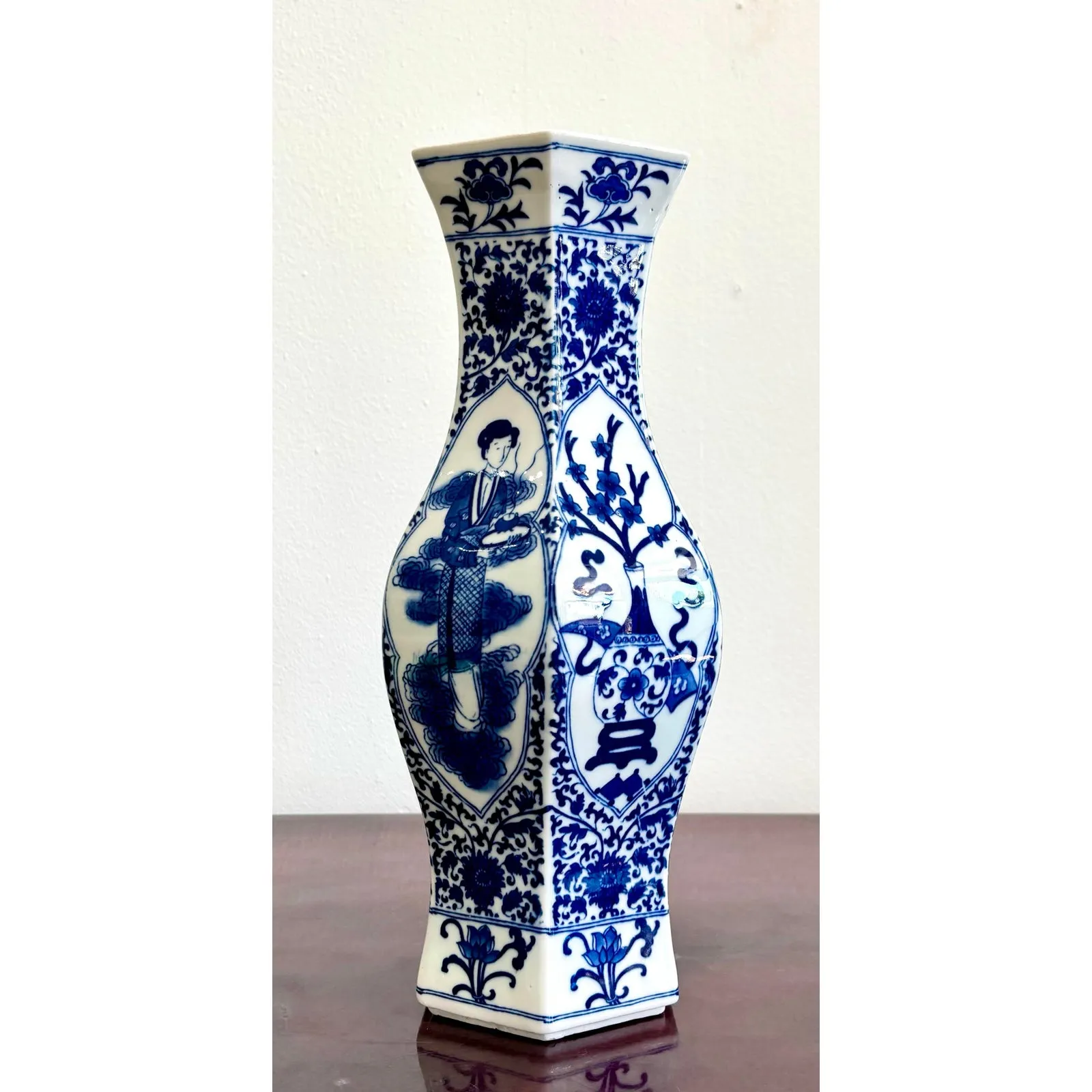 Vintage Blue and White Porcelian Vase — additional photo 2