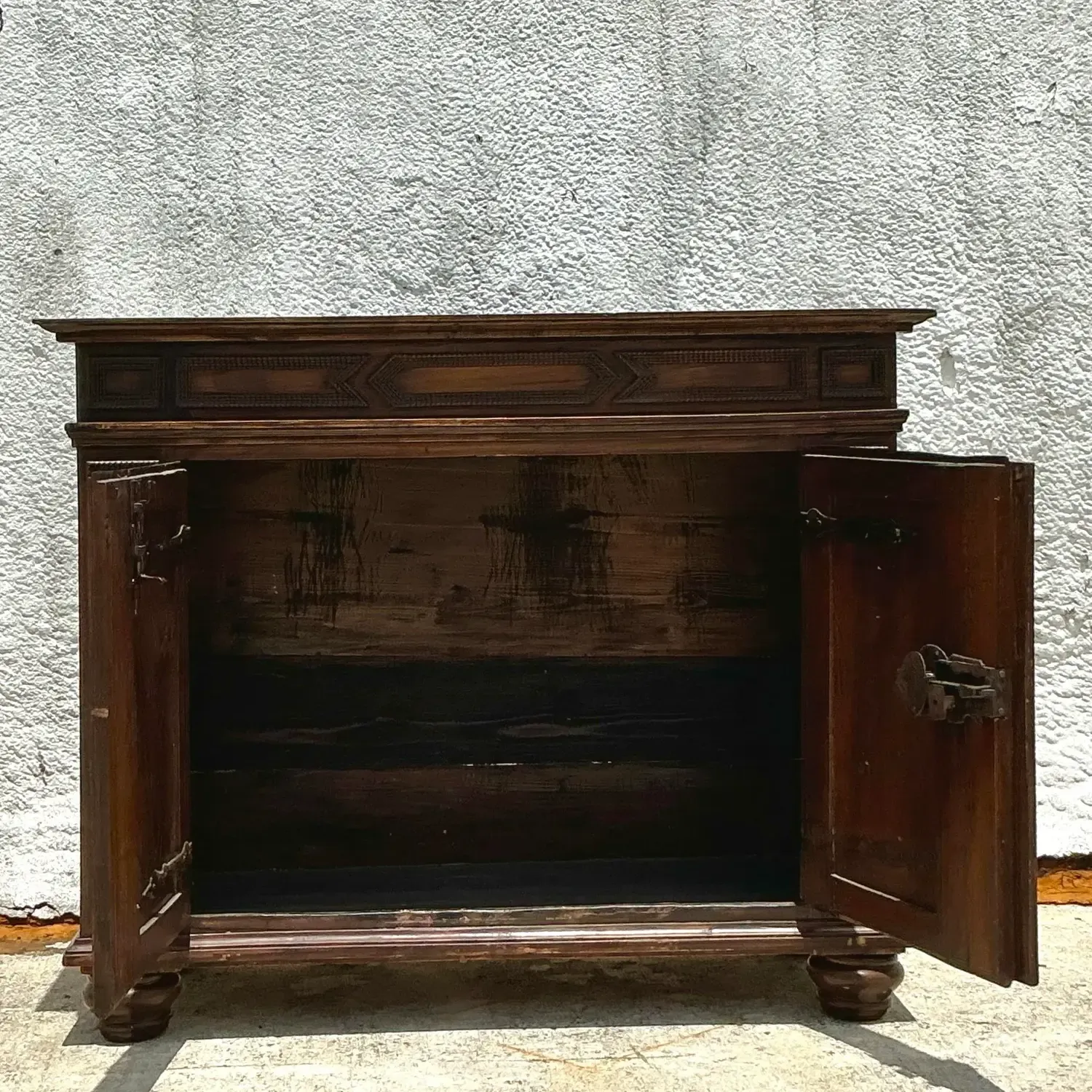 Vintage Boho 18th Century Primitive Cabinet — additional photo 8