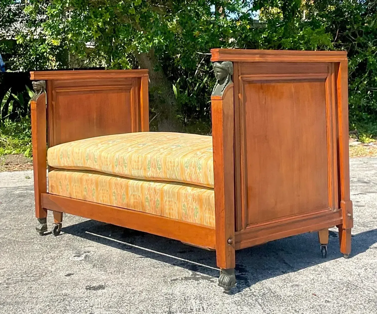 Vintage Boho 19th Century Austrian Walnut Biedermeier Trundle Bed — additional photo 6