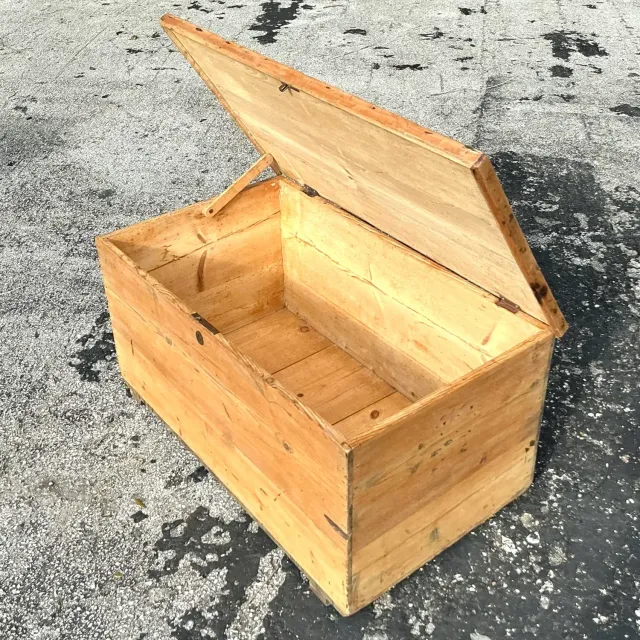 Vintage Boho 19th Century Pine Blanket Chest — additional photo 7