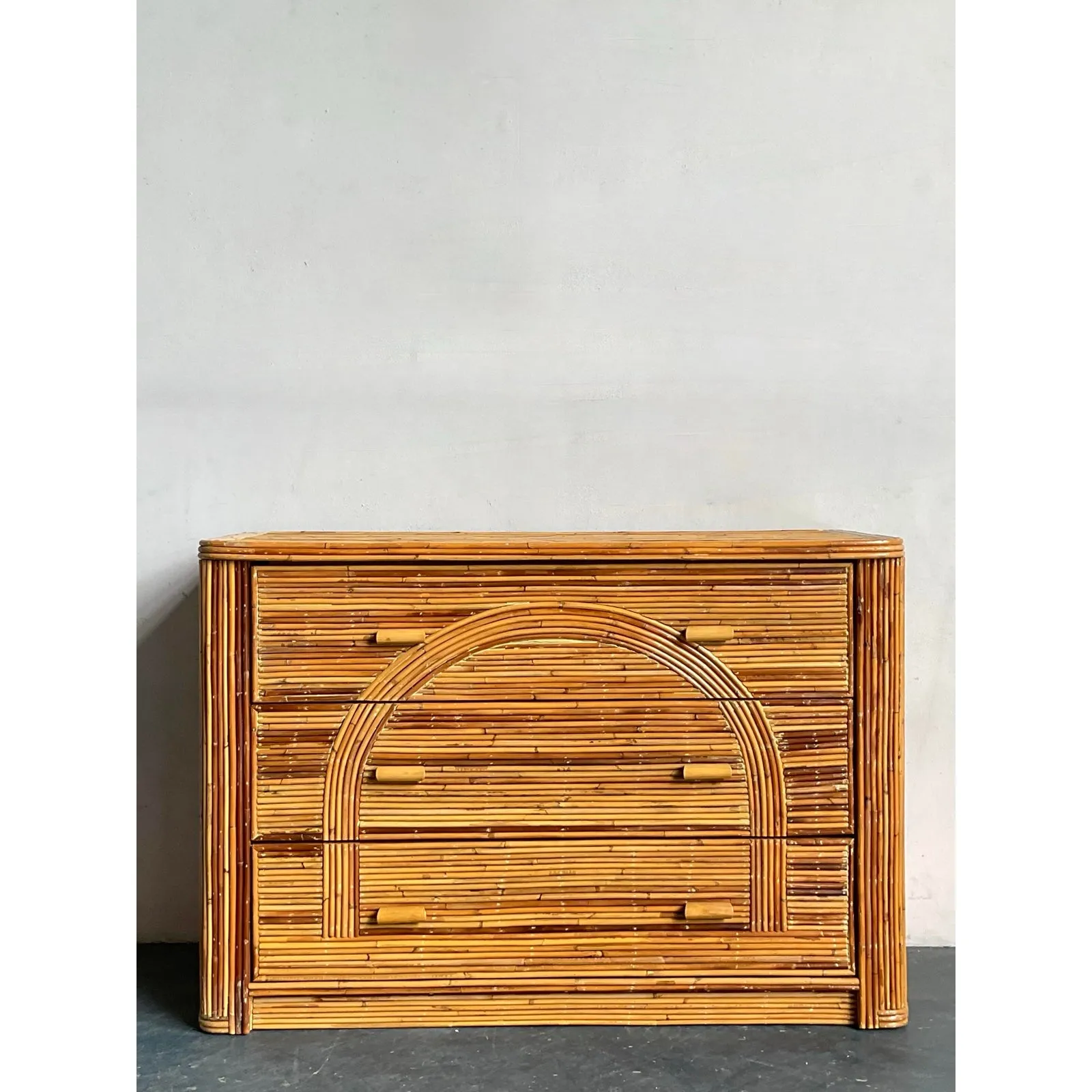 Vintage Boho Arched Pencil Reed Chest of Drawers — additional photo 2