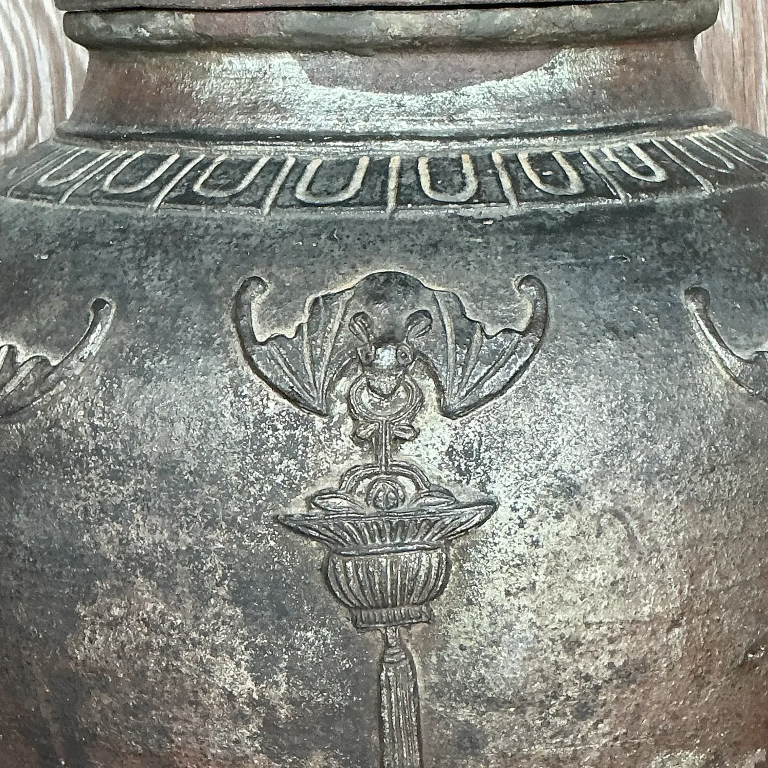 Vintage Boho Bat Wing Lidded Urn — additional photo 6